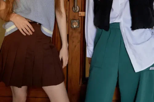 Elegant and trendy pleats that define this season's fashion